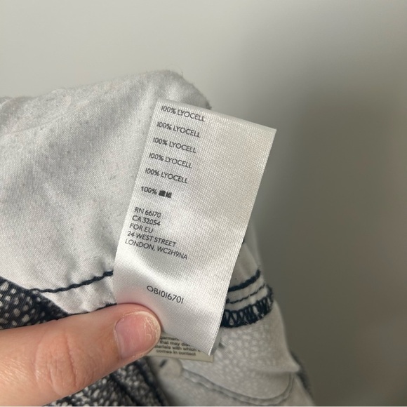 Anthropologie Orana Relaxed Fit Blue and White Joggers - Picture 8 of 8